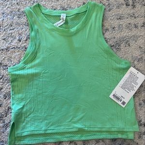 BNWT lululemon Train To Be Tank sz 2 lime green